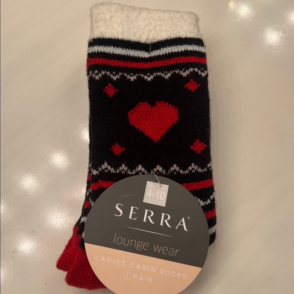 Serra Brand New Ladies Cabin Socks 1 pair fit shoe size 4-10 Heart design